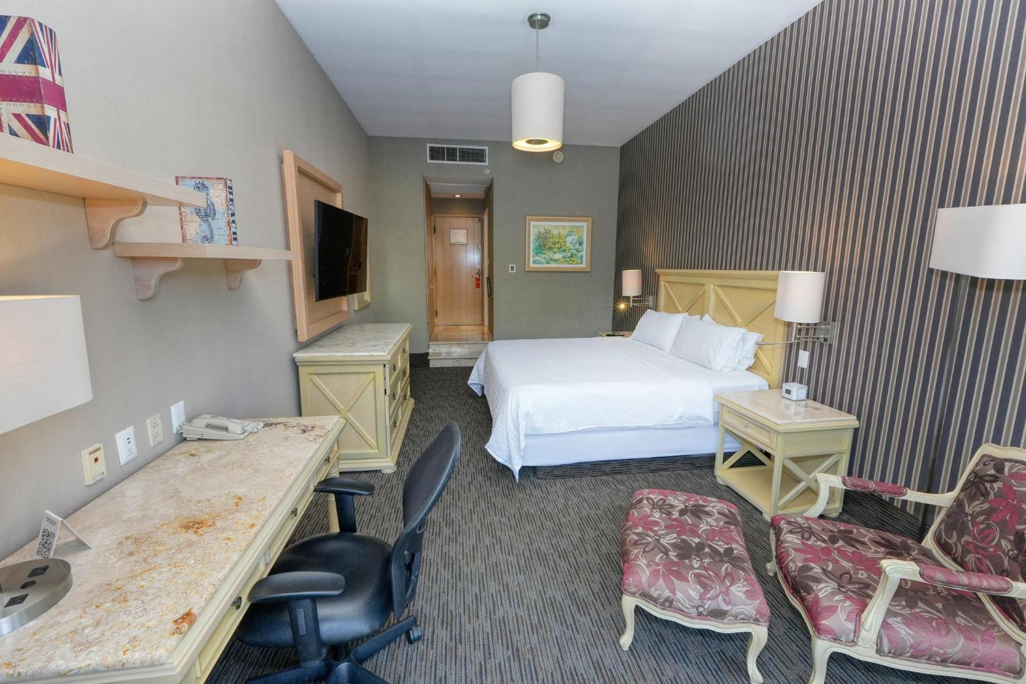 Hotel Centro Historico By Ihg 4*